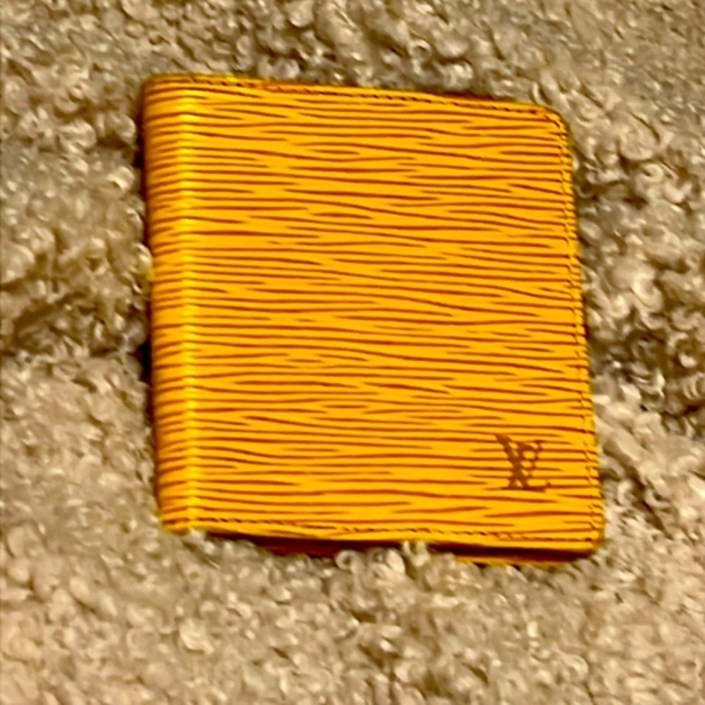 LOUIS VUITTON Yellow and purple Epi bifold wallet in almost like new condition!!